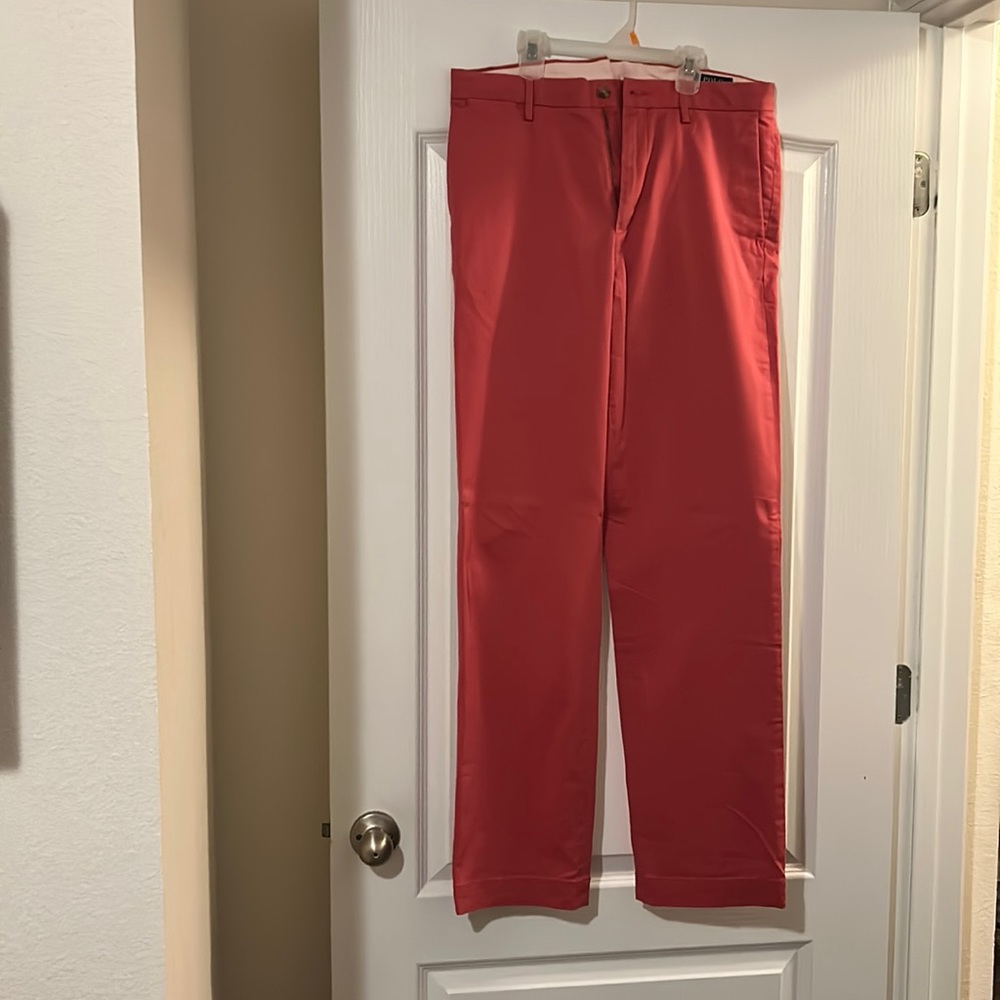 Men’s 32/34 salmon colored pants